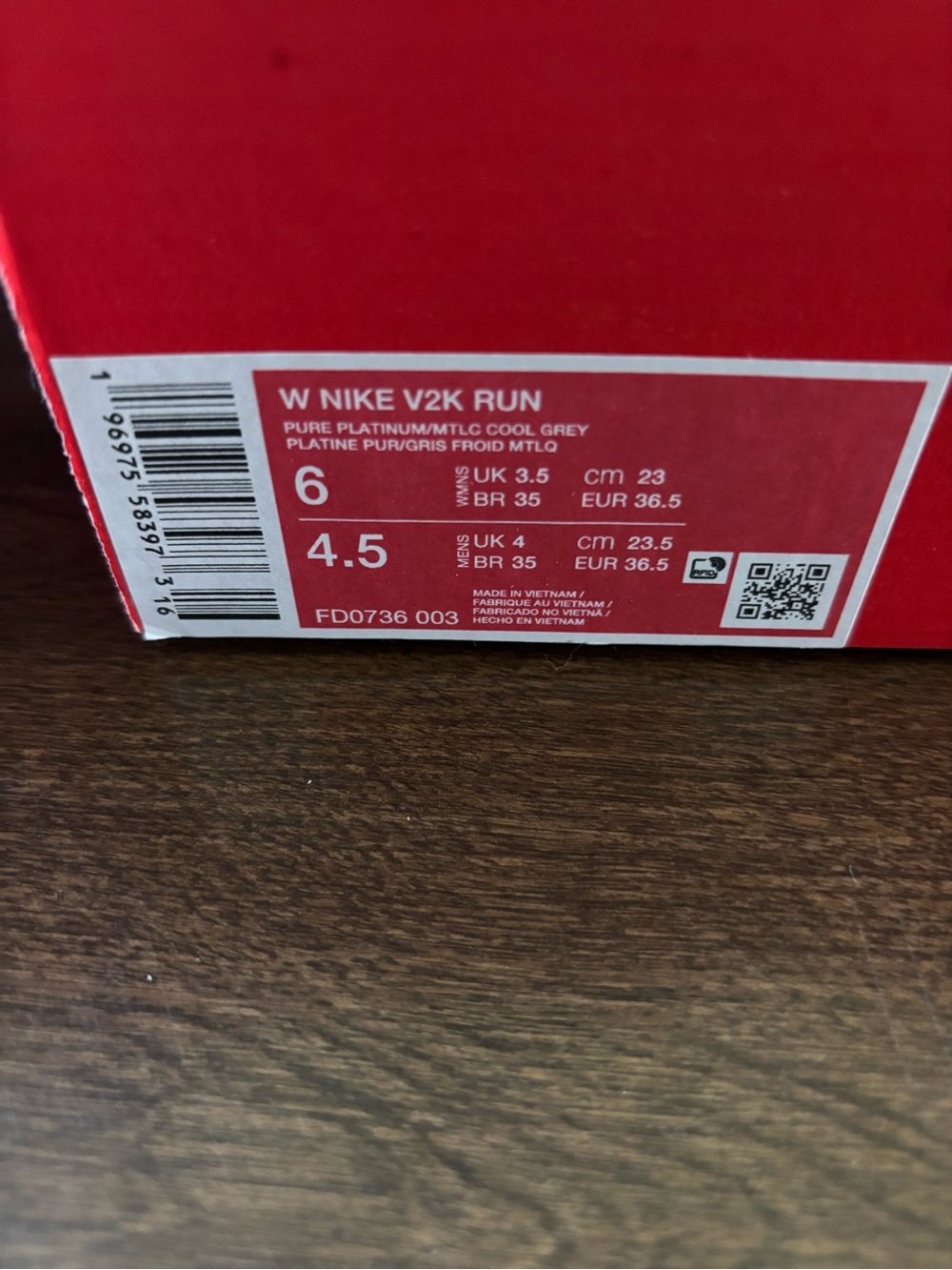 Women's Nike V2K Run Pure Platinum/Metallic Cool Grey Size 6 - Picture 3 of 6